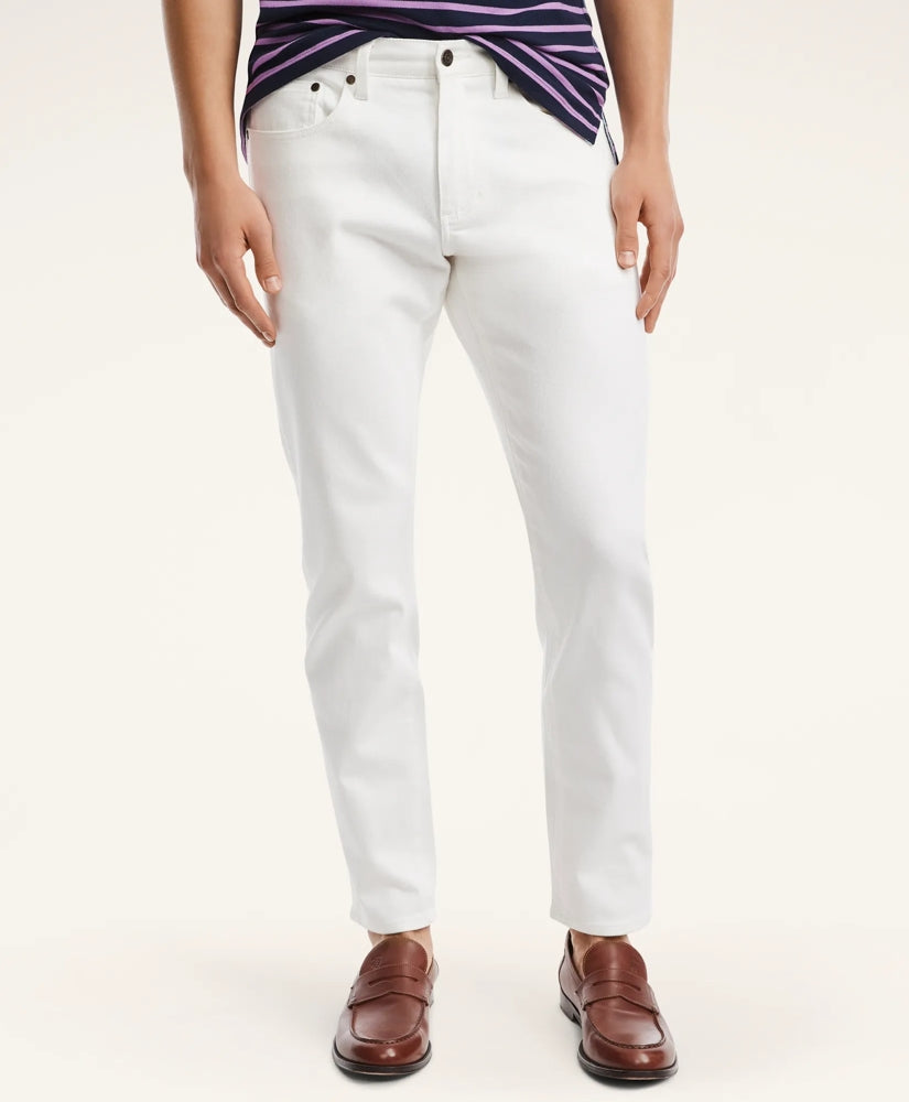 White,28,30
